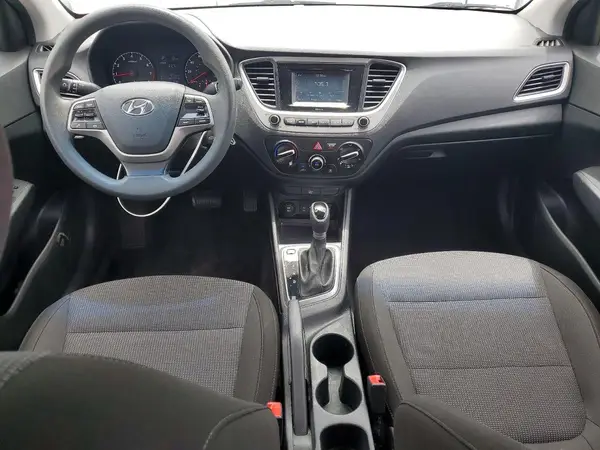 3KPC24A38JE008685 2018 HYUNDAI ACCENT - Image 8