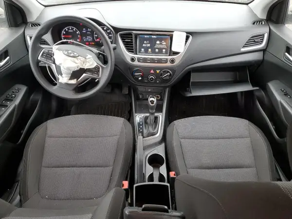 3KPC24A38JE012834 2018 HYUNDAI ACCENT - Image 8