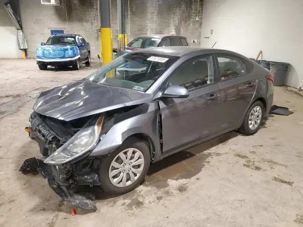 3KPC24A38JE013448 2018 HYUNDAI ACCENT - Image 1