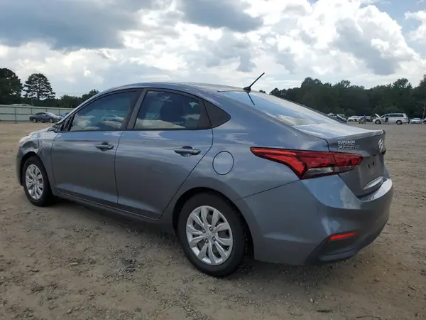 3KPC24A38JE014521 2018 HYUNDAI ACCENT - Image 2
