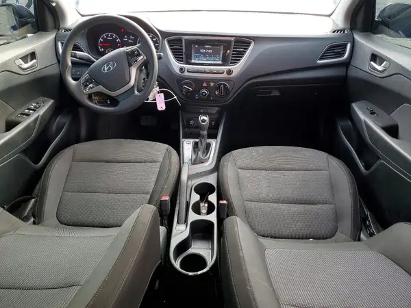 3KPC24A38JE018052 2018 HYUNDAI ACCENT - Image 8