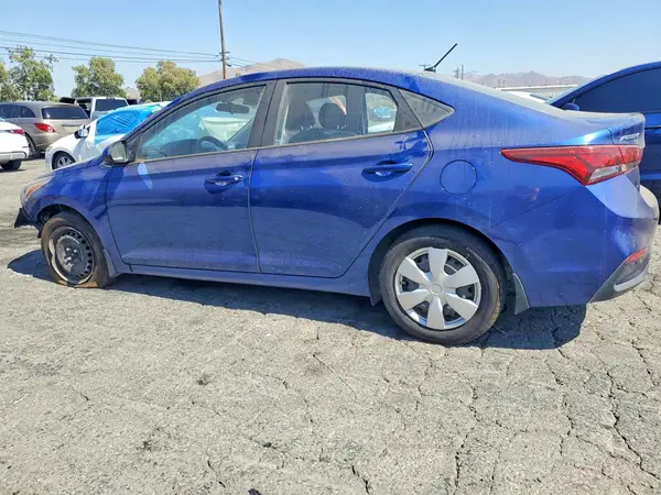 3KPC24A38JE021209 2018 HYUNDAI ACCENT - Image 2