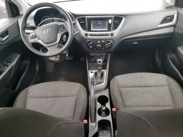 3KPC24A38JE022568 2018 HYUNDAI ACCENT - Image 8