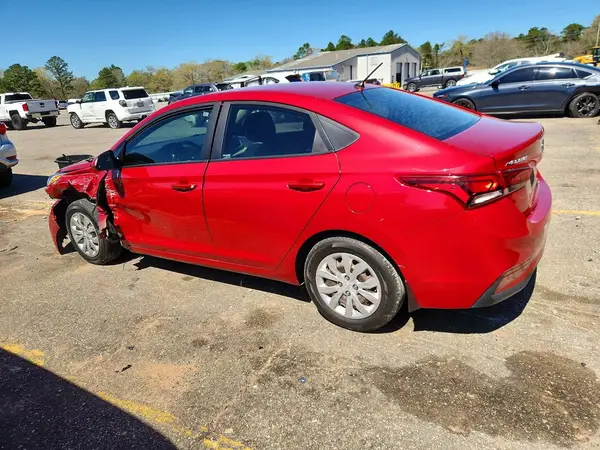3KPC24A38JE023879 2018 HYUNDAI ACCENT - Image 2