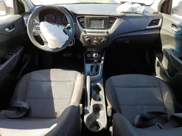 3KPC24A38JE025373 2018 HYUNDAI ACCENT - Image 8