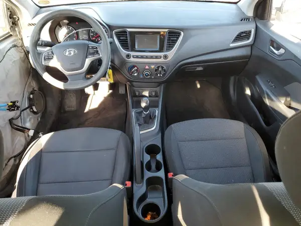 3KPC24A38JE025552 2018 HYUNDAI ACCENT - Image 8