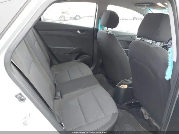 3KPC24A38JE025812 2018 HYUNDAI ACCENT - Image 8