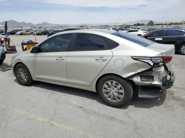 3KPC24A38JE033358 2018 HYUNDAI ACCENT - Image 2