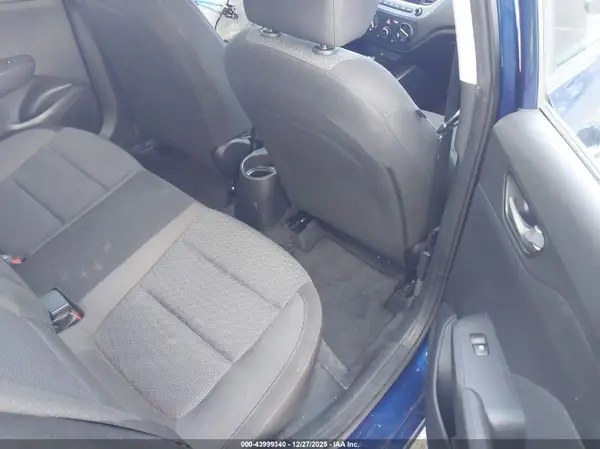 3KPC24A38JE033702 2018 HYUNDAI ACCENT - Image 8