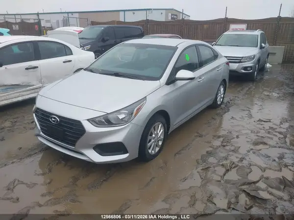 3KPC24A38JE034199 2018 HYUNDAI ACCENT - Image 2