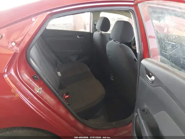 3KPC24A38KE040053 2019 HYUNDAI ACCENT - Image 8