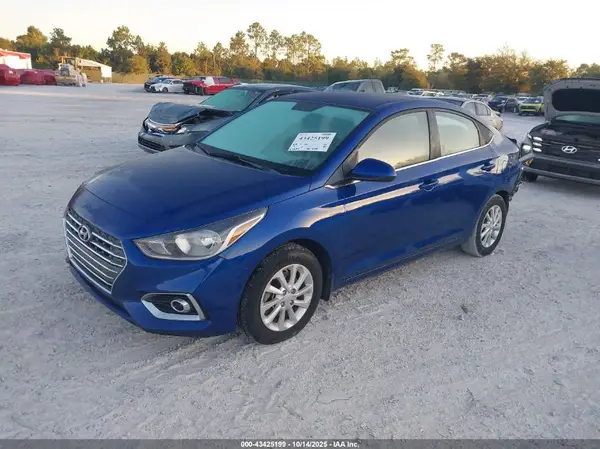 3KPC24A38KE044197 2019 HYUNDAI ACCENT - Image 2