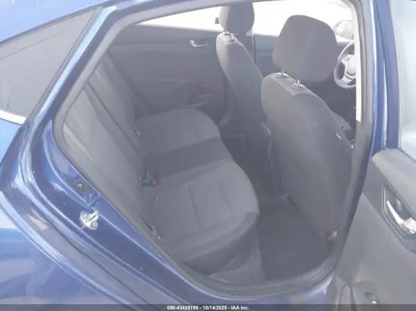 3KPC24A38KE044197 2019 HYUNDAI ACCENT - Image 8