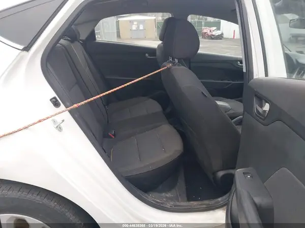 3KPC24A38KE044796 2019 HYUNDAI ACCENT - Image 8