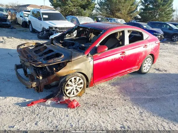 3KPC24A38KE044880 2019 HYUNDAI ACCENT - Image 2