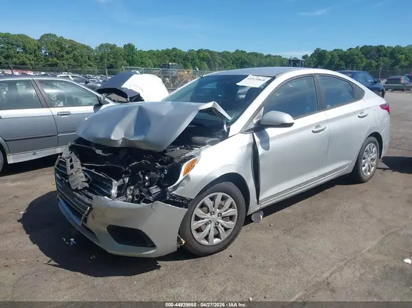 3KPC24A38KE046239 2019 HYUNDAI ACCENT - Image 2