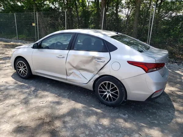 3KPC24A38KE049240 2019 HYUNDAI ACCENT - Image 2