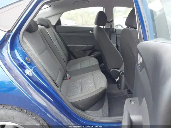 3KPC24A38KE050405 2019 HYUNDAI ACCENT - Image 8