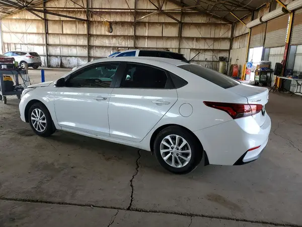 3KPC24A38KE054616 2019 HYUNDAI ACCENT - Image 2