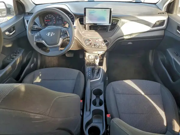 3KPC24A38KE057452 2019 HYUNDAI ACCENT - Image 8