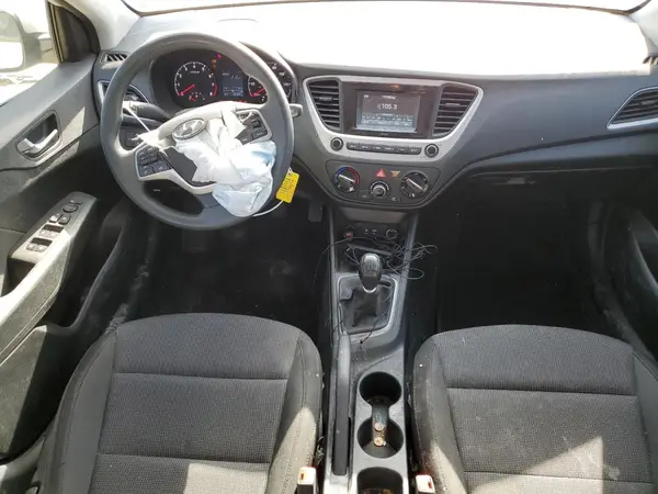 3KPC24A38KE063901 2019 HYUNDAI ACCENT - Image 8