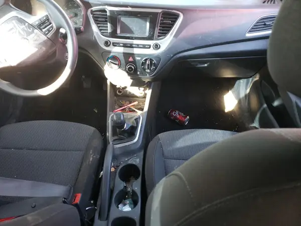 3KPC24A38KE064000 2019 HYUNDAI ACCENT - Image 8