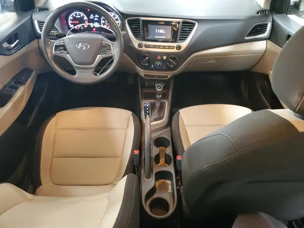 3KPC24A38KE065082 2019 HYUNDAI ACCENT - Image 8