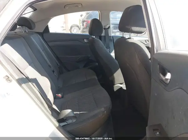 3KPC24A38KE071321 2019 HYUNDAI ACCENT - Image 8