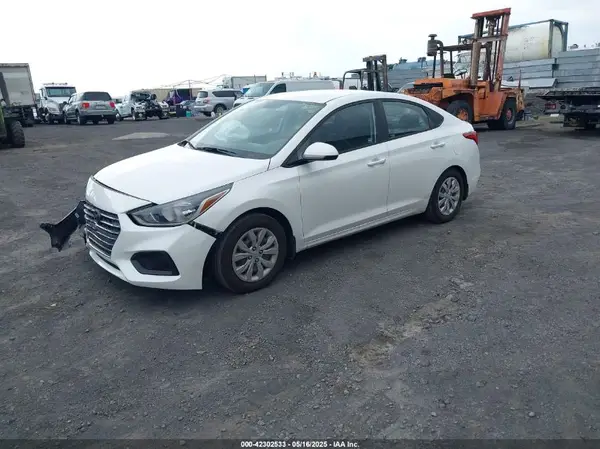 3KPC24A38KE071352 2019 HYUNDAI ACCENT - Image 2
