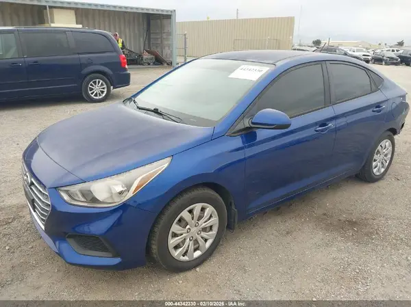 3KPC24A38KE071707 2019 HYUNDAI ACCENT - Image 2