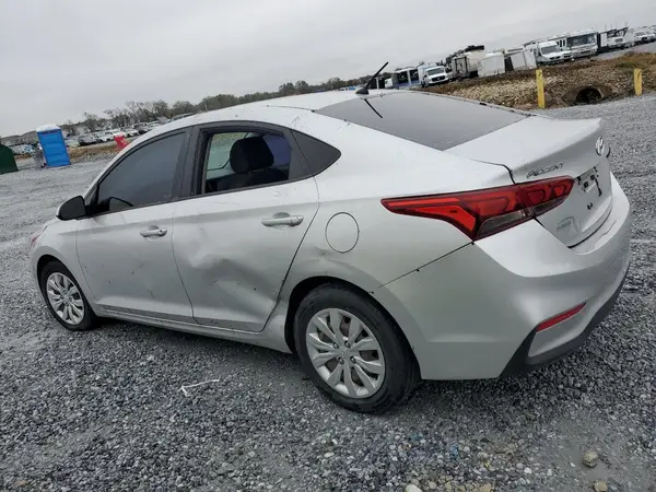 3KPC24A38KE073909 2019 HYUNDAI ACCENT - Image 2