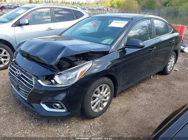 3KPC24A38KE074381 2019 HYUNDAI ACCENT - Image 2