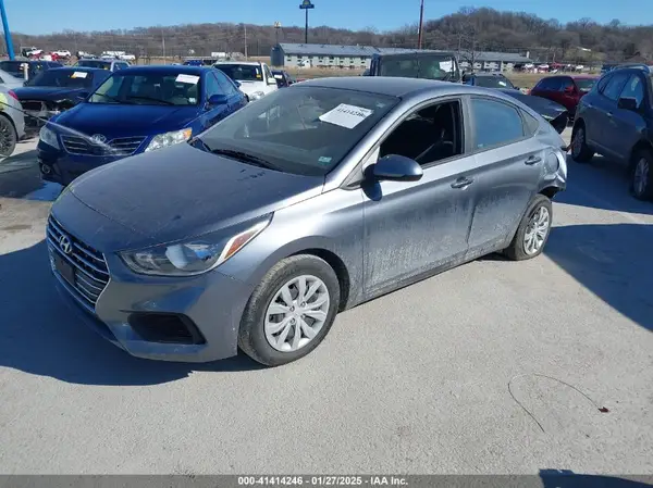 3KPC24A38KE076731 2019 HYUNDAI ACCENT - Image 2