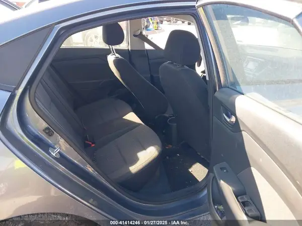 3KPC24A38KE076731 2019 HYUNDAI ACCENT - Image 8