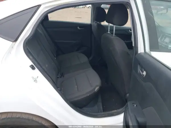 3KPC24A38KE079547 2019 HYUNDAI ACCENT - Image 8