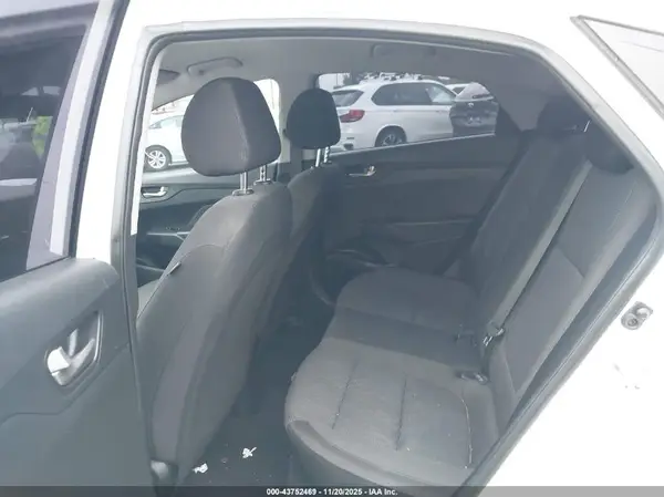 3KPC24A38KE079550 2019 HYUNDAI ACCENT - Image 8