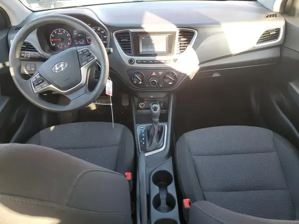3KPC24A38KE084957 2019 HYUNDAI ACCENT - Image 8