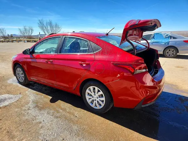 3KPC24A38KE087616 2019 HYUNDAI ACCENT - Image 2