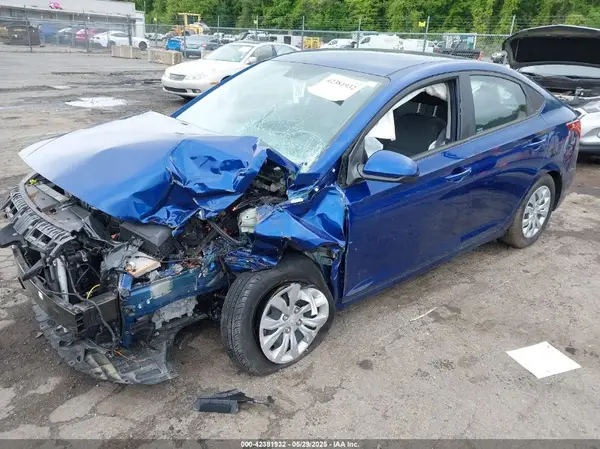 3KPC24A38KE088524 2019 HYUNDAI ACCENT - Image 2