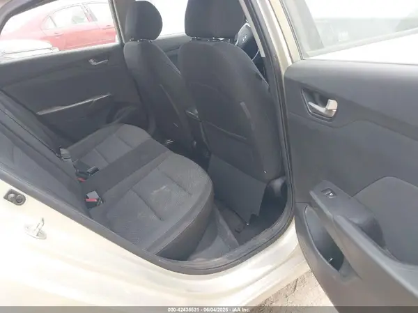 3KPC24A39JE006217 2018 HYUNDAI ACCENT - Image 8