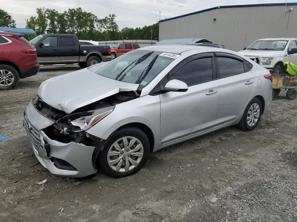3KPC24A39JE010249 2018 HYUNDAI ACCENT - Image 1