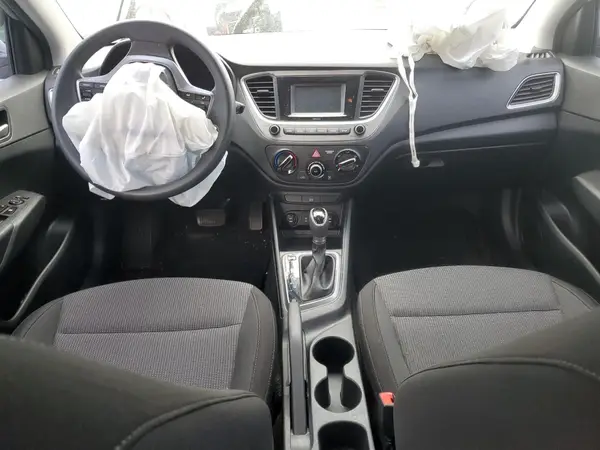 3KPC24A39JE010249 2018 HYUNDAI ACCENT - Image 8