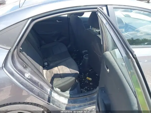 3KPC24A39JE013331 2018 HYUNDAI ACCENT - Image 8
