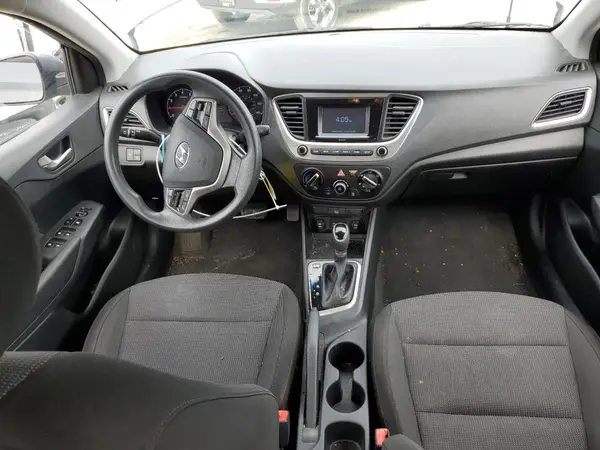 3KPC24A39JE015239 2018 HYUNDAI ACCENT - Image 8