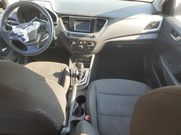 3KPC24A39JE015242 2018 HYUNDAI ACCENT - Image 8