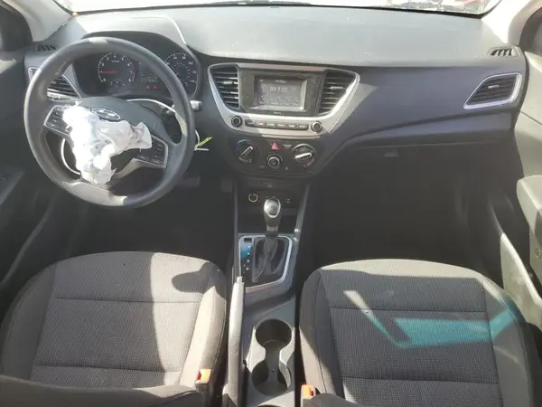 3KPC24A39JE016004 2018 HYUNDAI ACCENT - Image 8