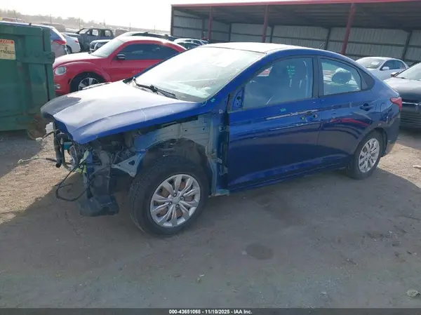 3KPC24A39JE017489 2018 HYUNDAI ACCENT - Image 2