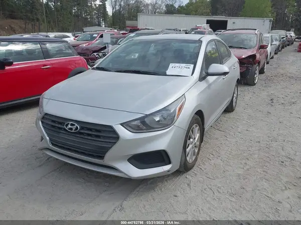 3KPC24A39JE021025 2018 HYUNDAI ACCENT - Image 2