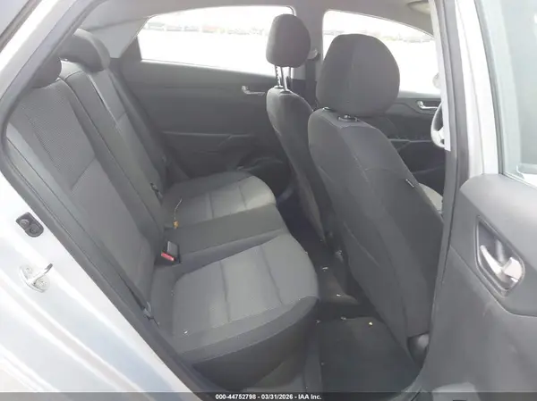 3KPC24A39JE021025 2018 HYUNDAI ACCENT - Image 8
