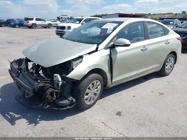 3KPC24A39JE029416 2018 HYUNDAI ACCENT - Image 2